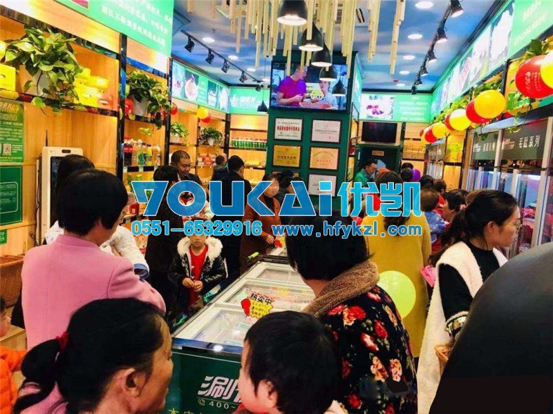 陜西漢中火鍋食材超市冷柜，火鍋材料店冷藏柜冷凍柜案例